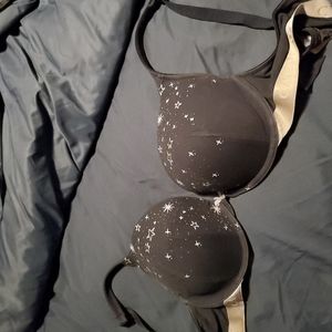Plunge bra